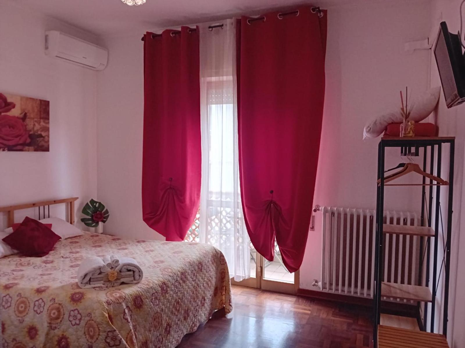 Florinda B&B Viareggio Luaran gambar